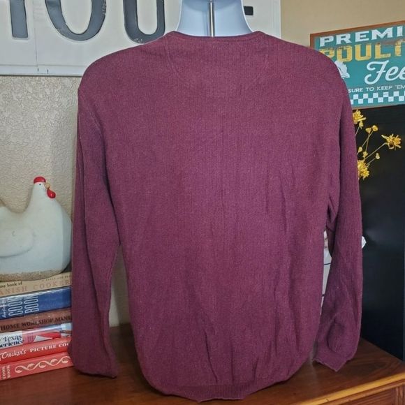 Tommy Bahama Pull Over Sweater Size S - Picture 2 of 4